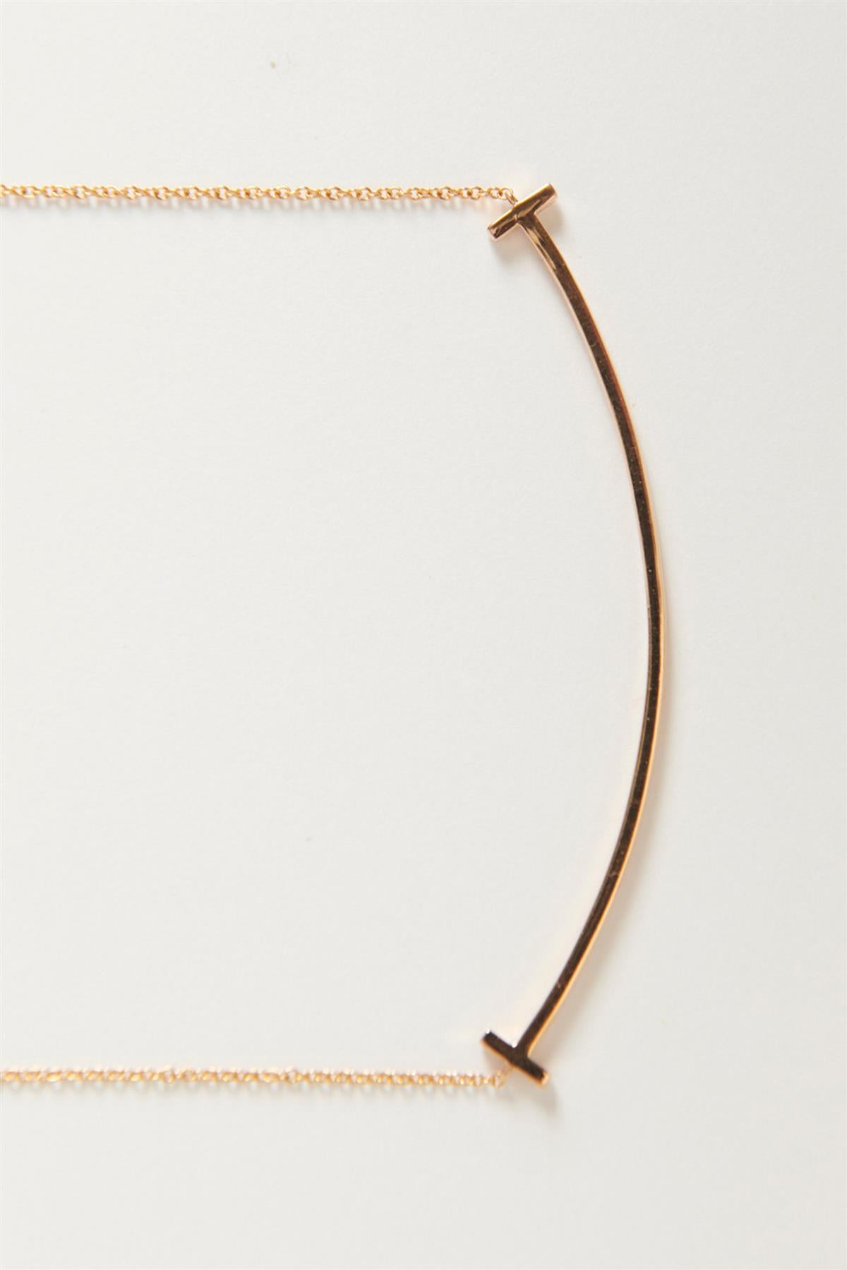 TIFFANY & CO. T SMILE LARGE 18K ROSE GOLD AND DIAMOND NECKLACE