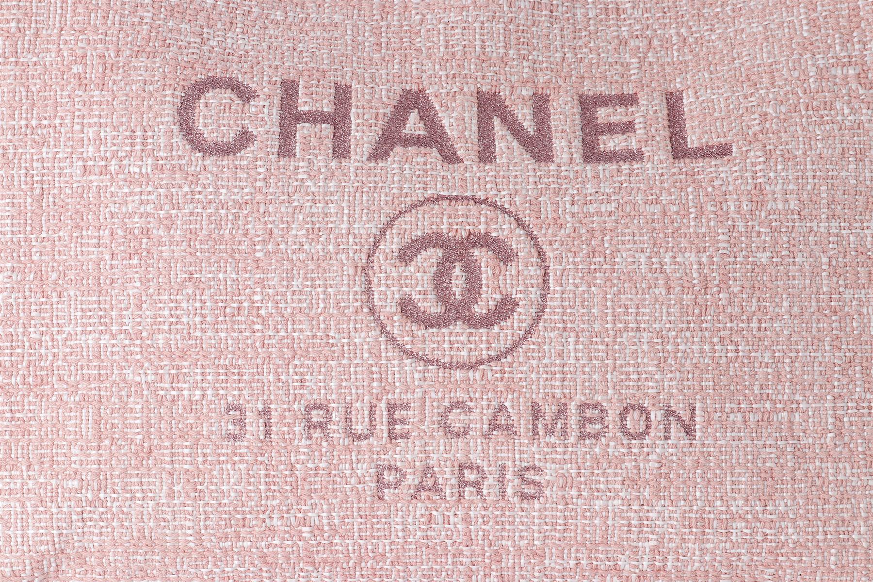 CHANEL PINK 2017-2018 DEAUVILLE MEDIUM FABRIC TOTE BAG