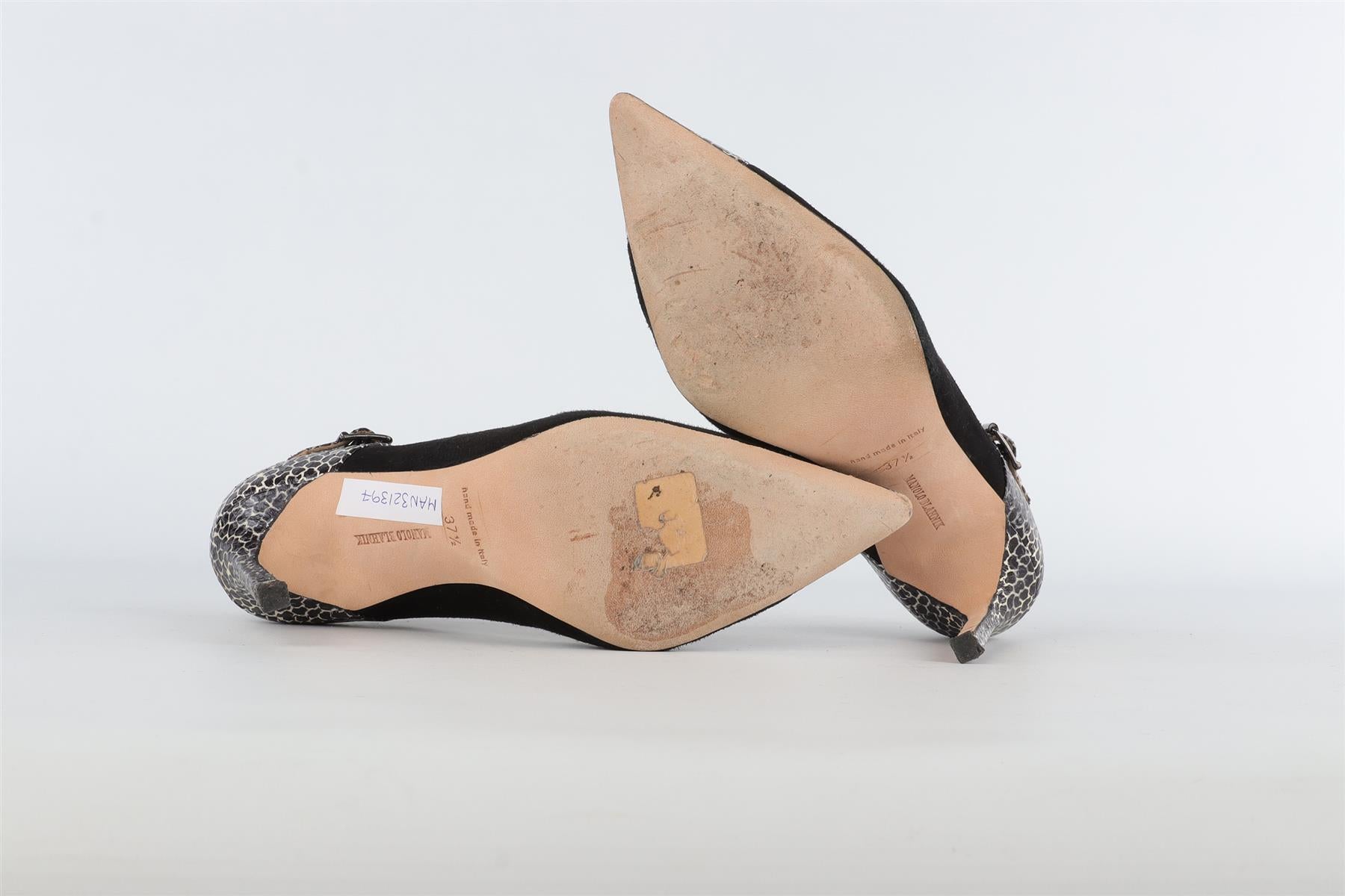 MANOLO BLAHNIK BLACK SUEDE PUMPS EU 37.5 UK 4.5 US 7.5