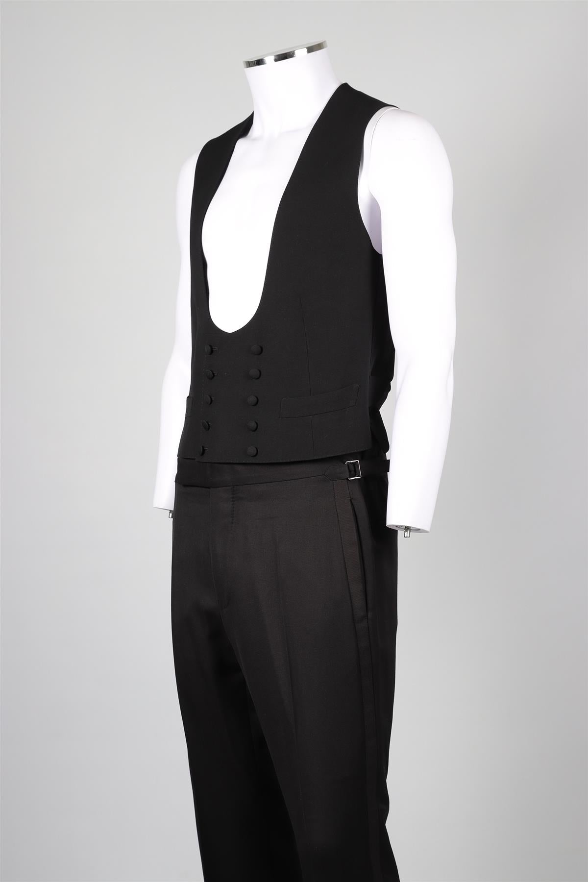 TOM FORD BLACK WOOL THREE PIECE TUXEDO IT 48 UK 38