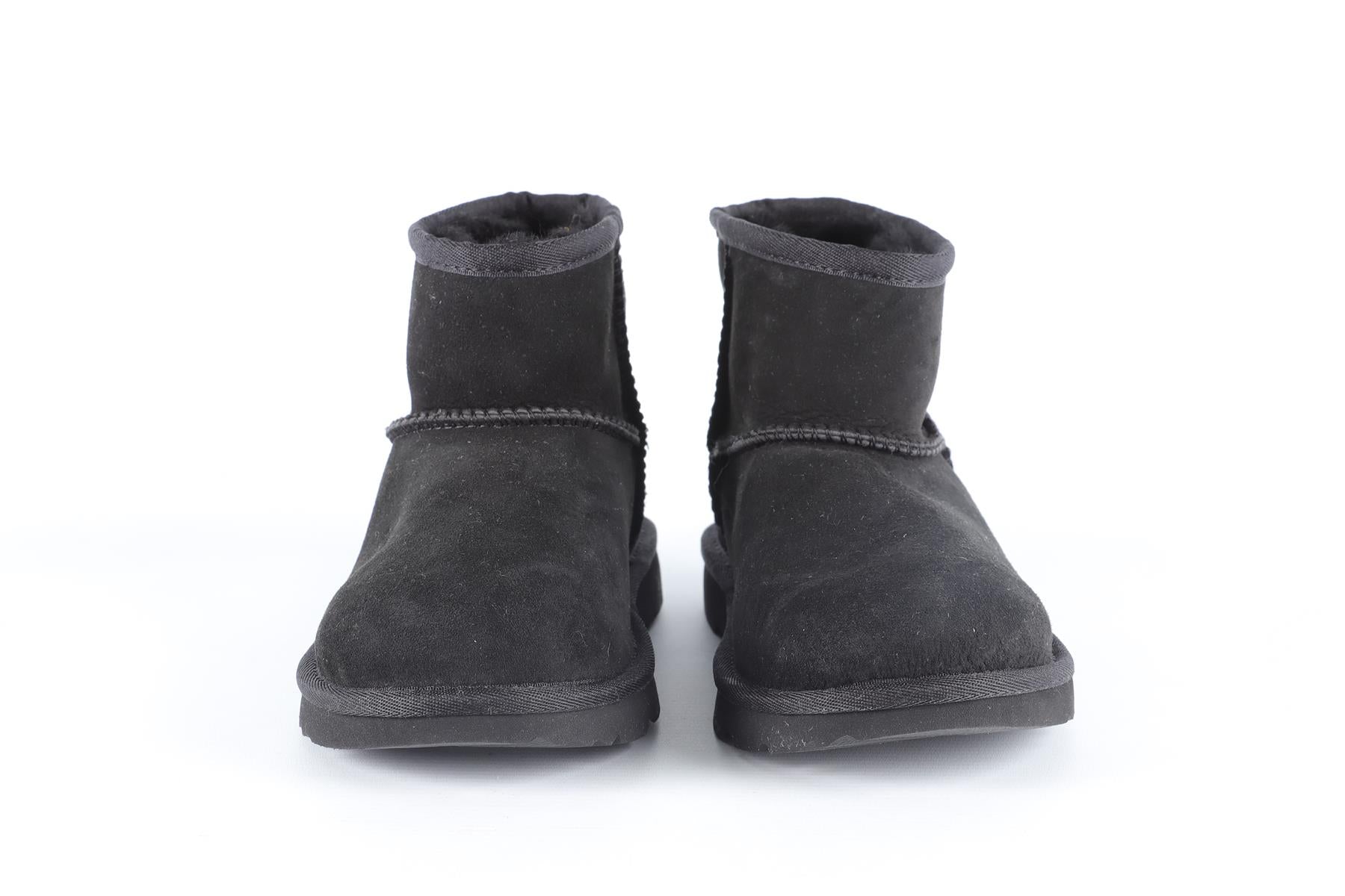 UGG AUSTRALIA BLACK KIDS GIRLS SUEDE BOOTS EU 35 UK 2 US 3