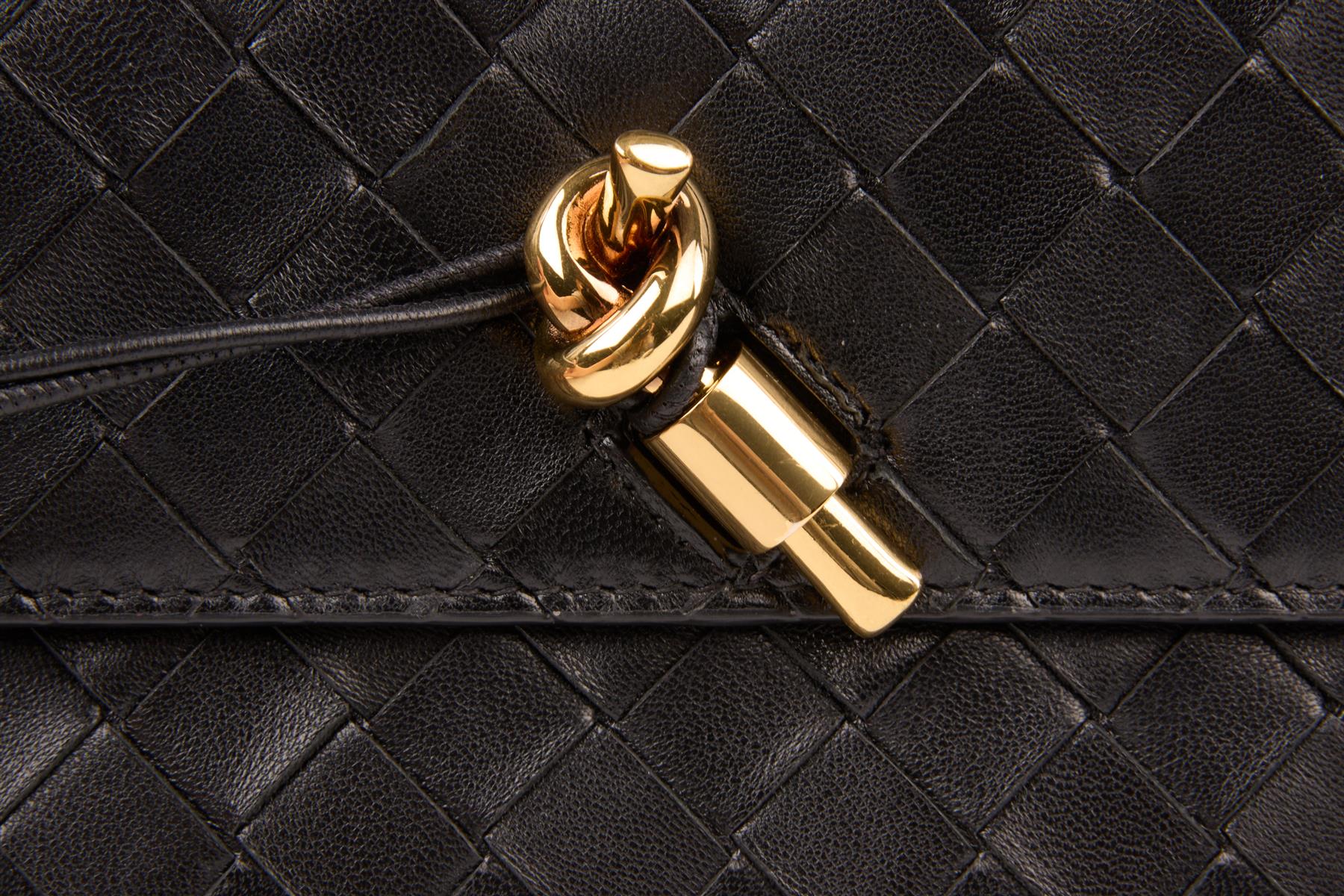 BOTTEGA VENETA BLACK ANDIAMO LONG INTRECCIATO LEATHER CLUTCH