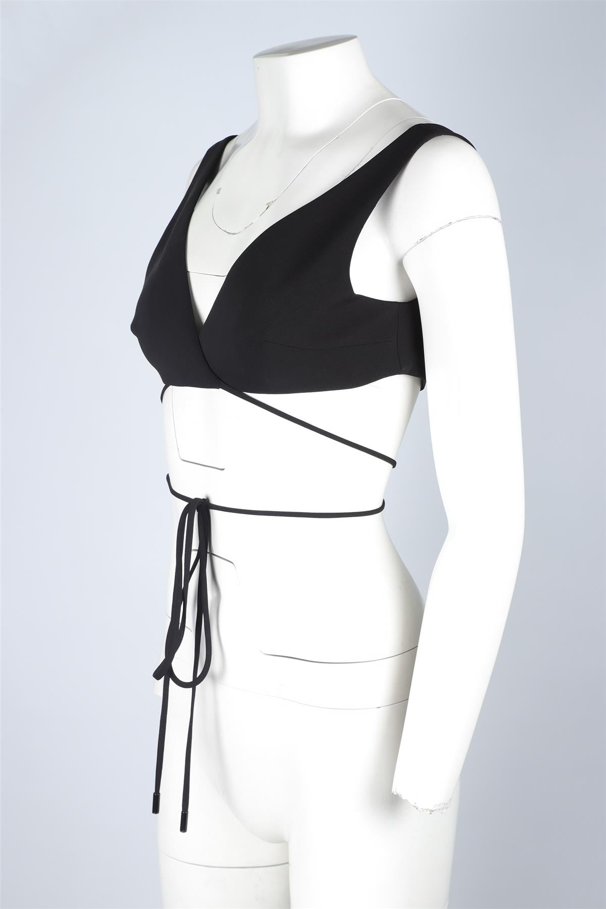 MÔNOT BLACK CROP TOP UK 6