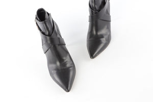 GIANVITO ROSSI BLACK LEATHER ANKLE BOOTS EU 39 UK 6 US 9