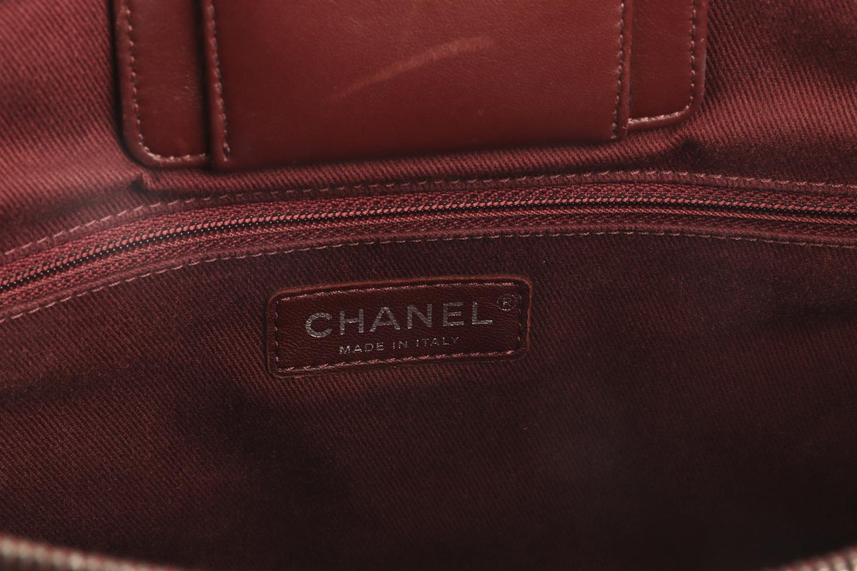 CHANEL BURGUNDY 2016 CANVAS TOTE BAG