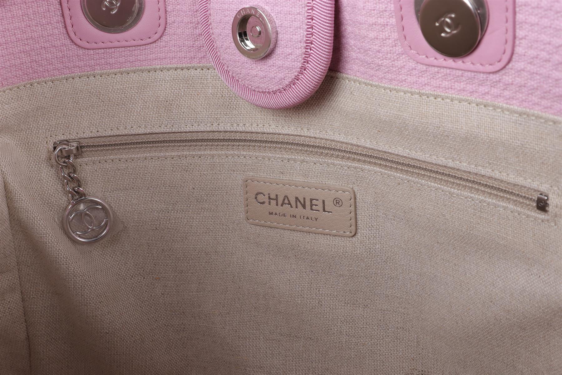 CHANEL PINK 2022 DEAUVILLE SMALL FABRIC TOTE BAG
