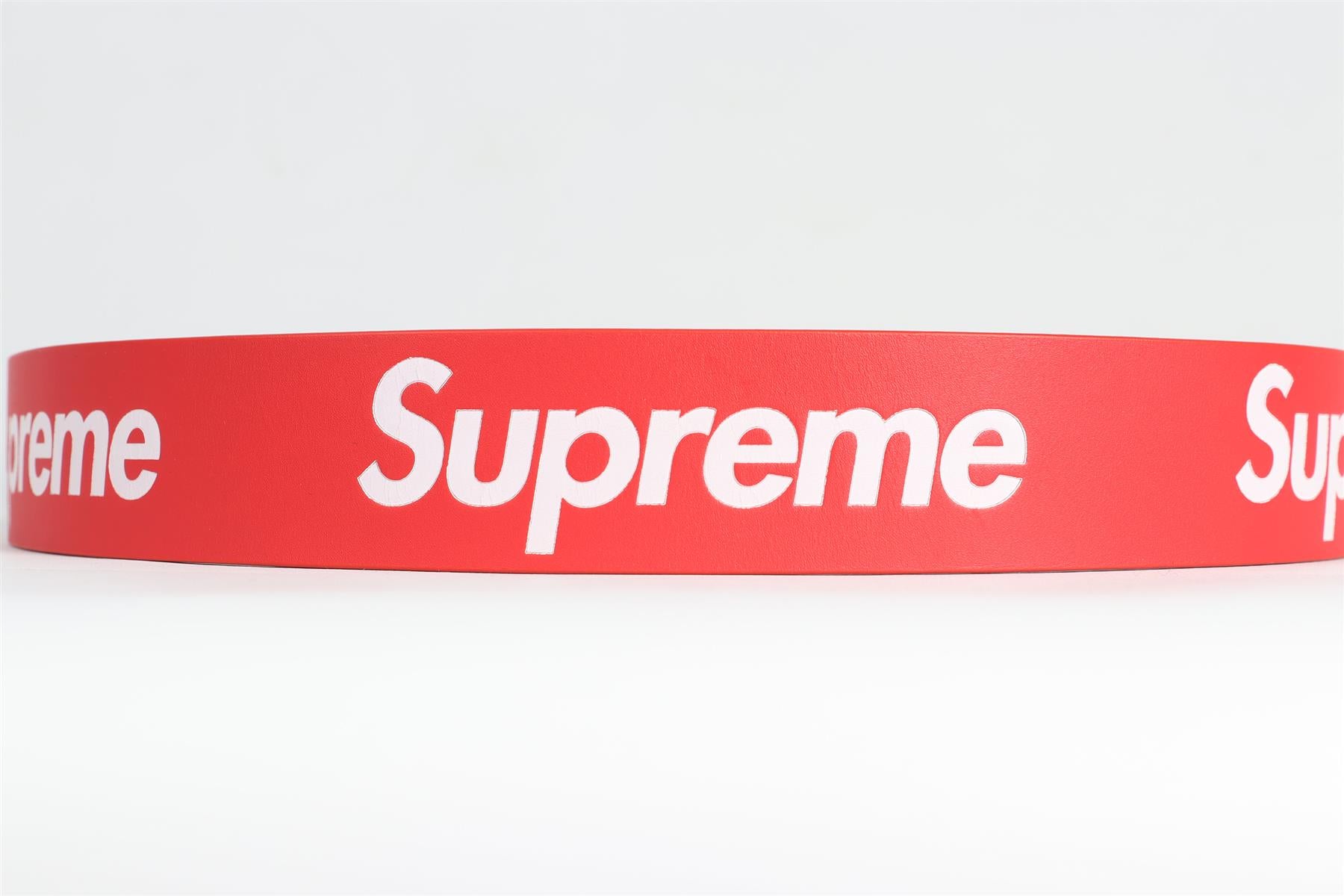 SUPREME RED REPEAT LEATHER BELT SMALL - MEDIUM