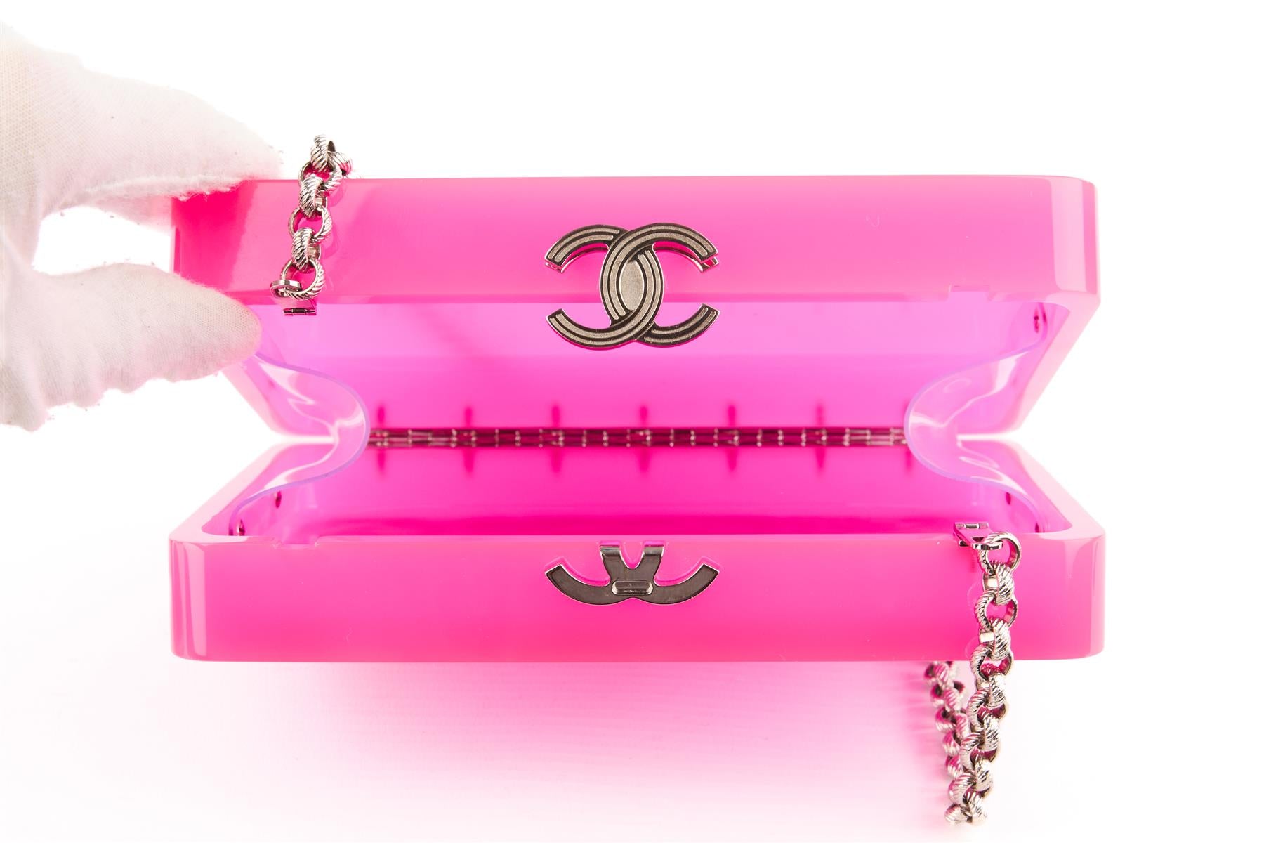 CHANEL PINK 2017-2018 MOTHERBOARD MINAUDIERE PLEXIGLASS CLUTCH