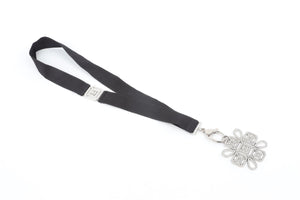 CHANEL SILVER 2017 CC STRASS NECKLACE