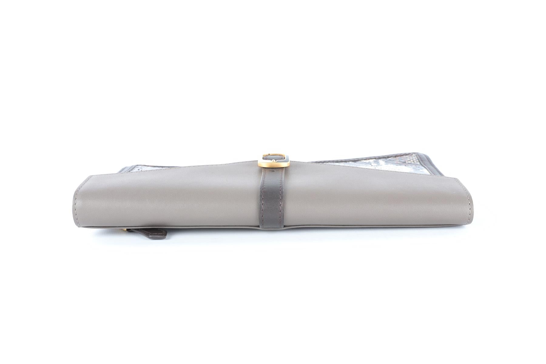FENDI BUSTINA BROWN LEATHER CLUTCH
