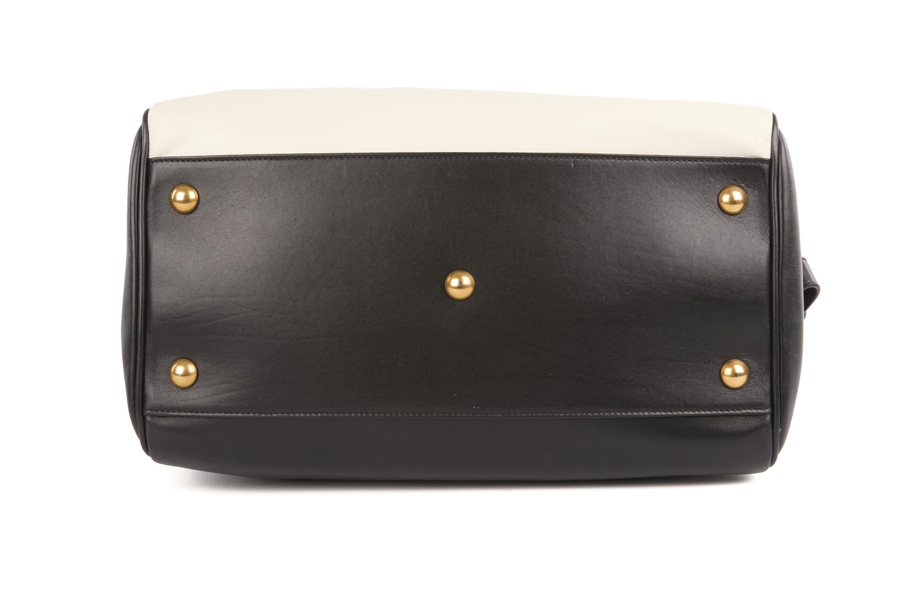 SAINT LAURENT BLACK CLASSIC DUFFLE 6 LEATHER TOTE BAG