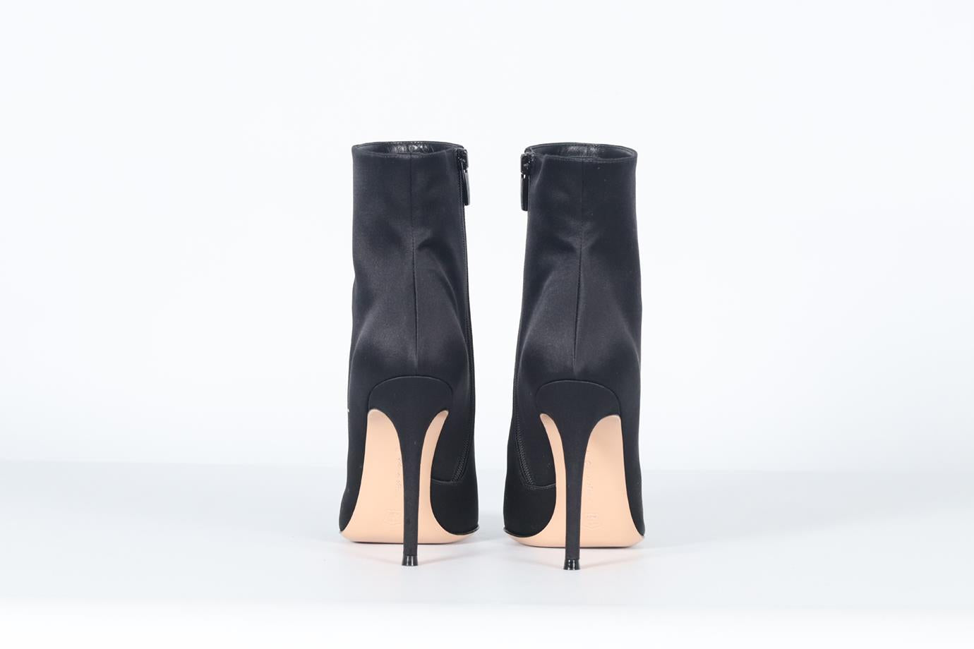 GIANVITO ROSSI SATIN ANKLE BOOTS EU 38 UK 5 US 8
