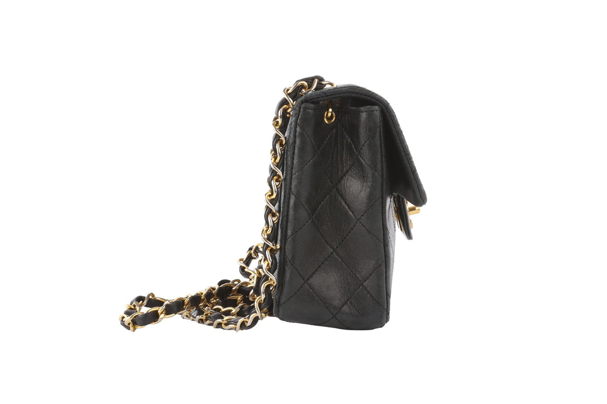CHANEL BLACK 1986-1988 SQUARE MINI FLAP QUILTED LEATHER SHOULDER BAG