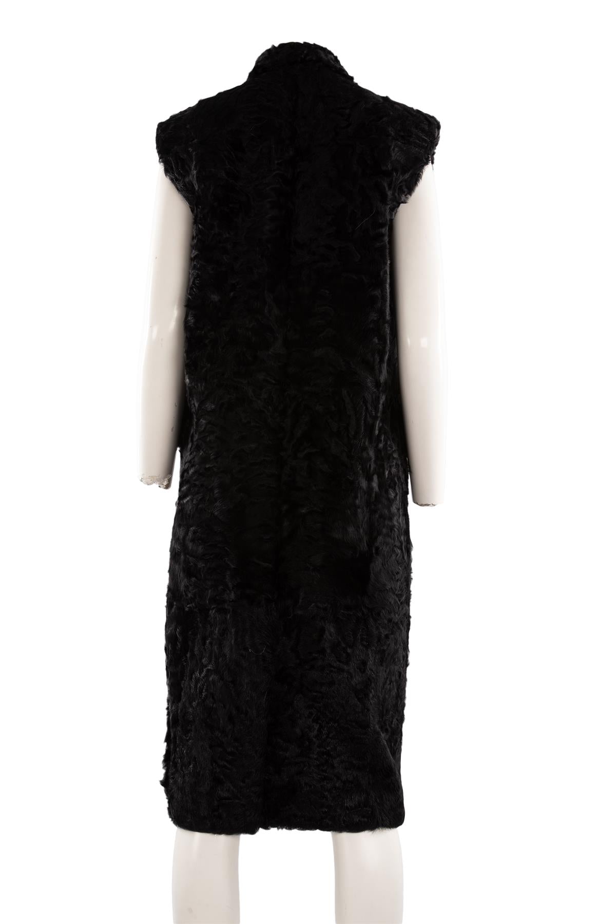 PRADA BLACK SHEARLING GILET IT 38 UK 6