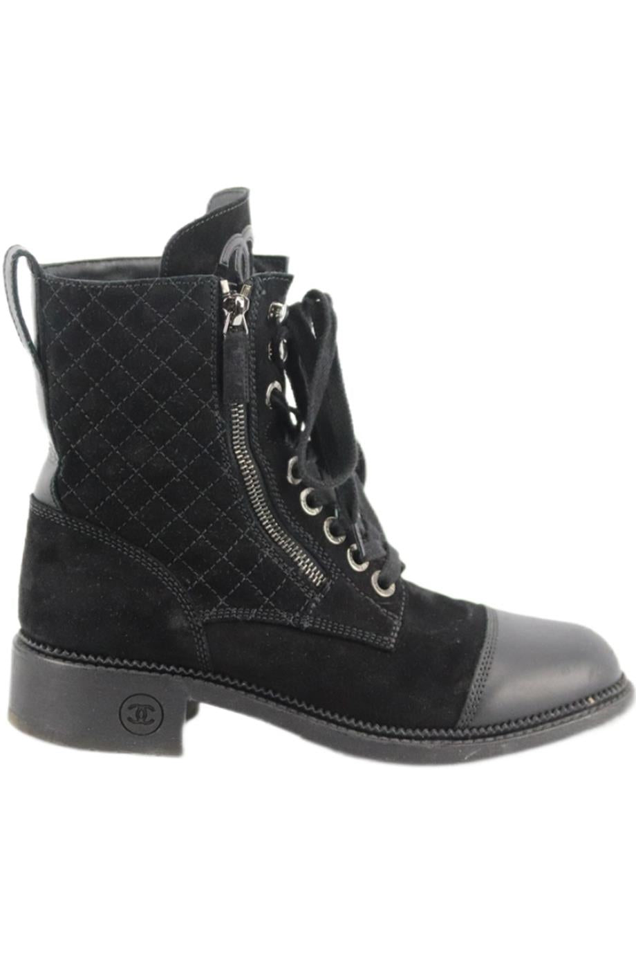 CHANEL CC DETAILED QUILTED SUEDE AND LEATHER COMBAT BOOTS EU 38.5