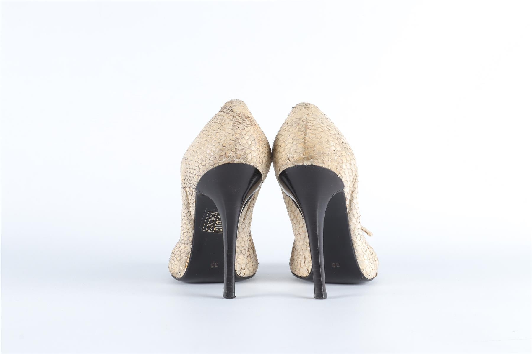 LANVIN BEIGE PYTHON PUMPS EU 39 UK 6