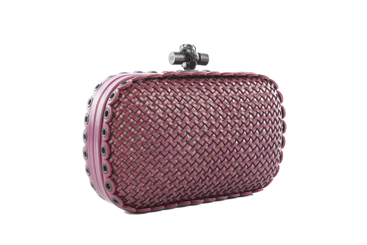 BOTTEGA VENETA PINK KNOT LEATHER CLUTCH