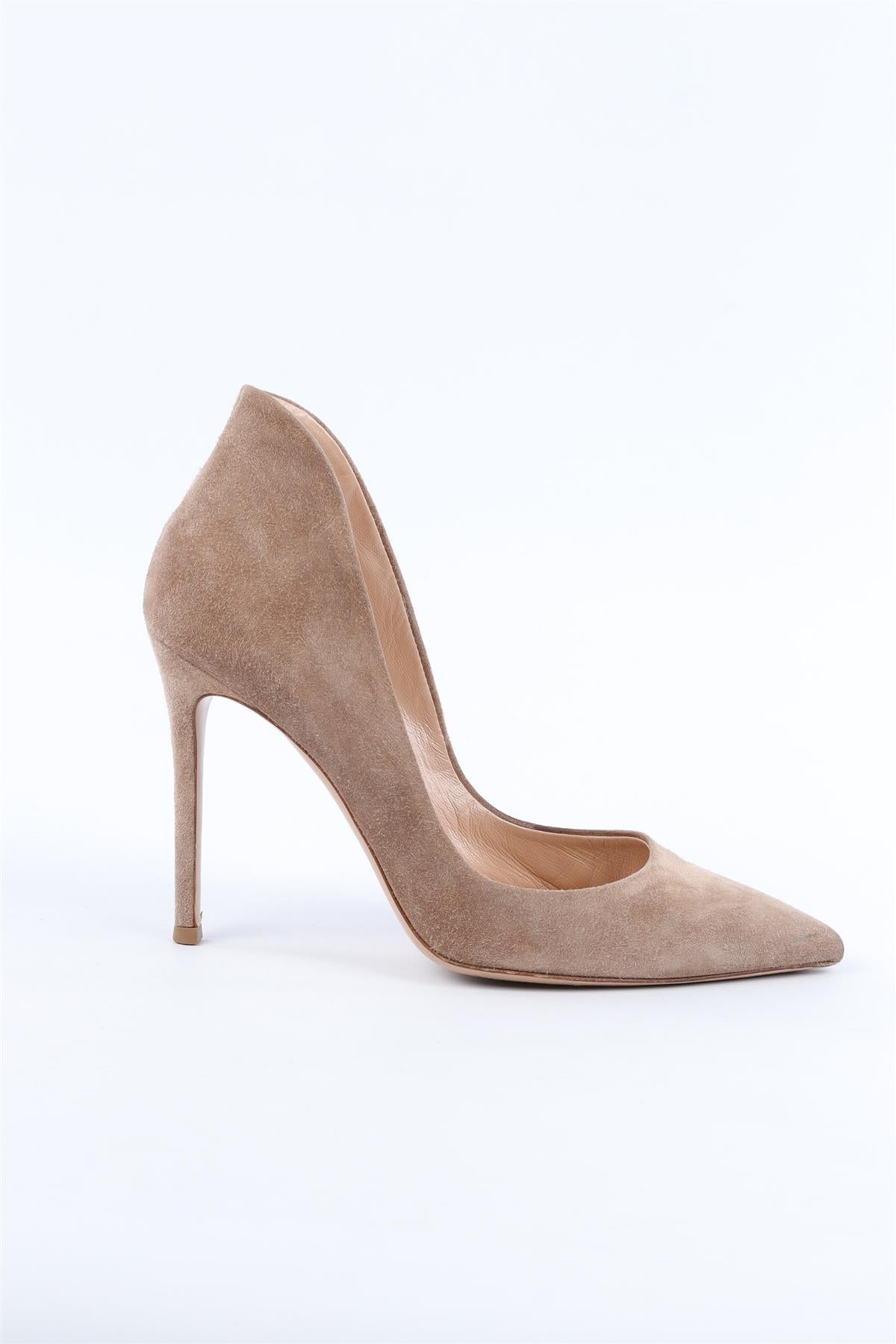 GIANVITO ROSSI TAN SUEDE PUMPS EU 38.5 UK 5.5 US 8.5