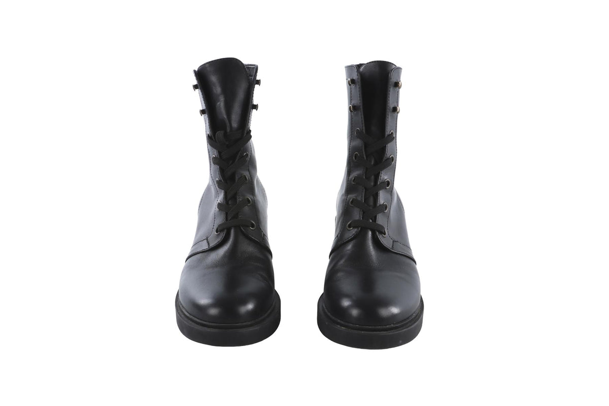 BLACK LEATHER ANKLE BOOTS