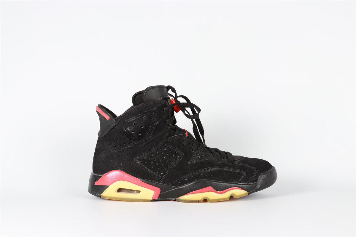 NIKE AIR JORDAN 6 RETRO VARSITY RED SUEDE SNEAKERS EU 44 UK 9 US 10