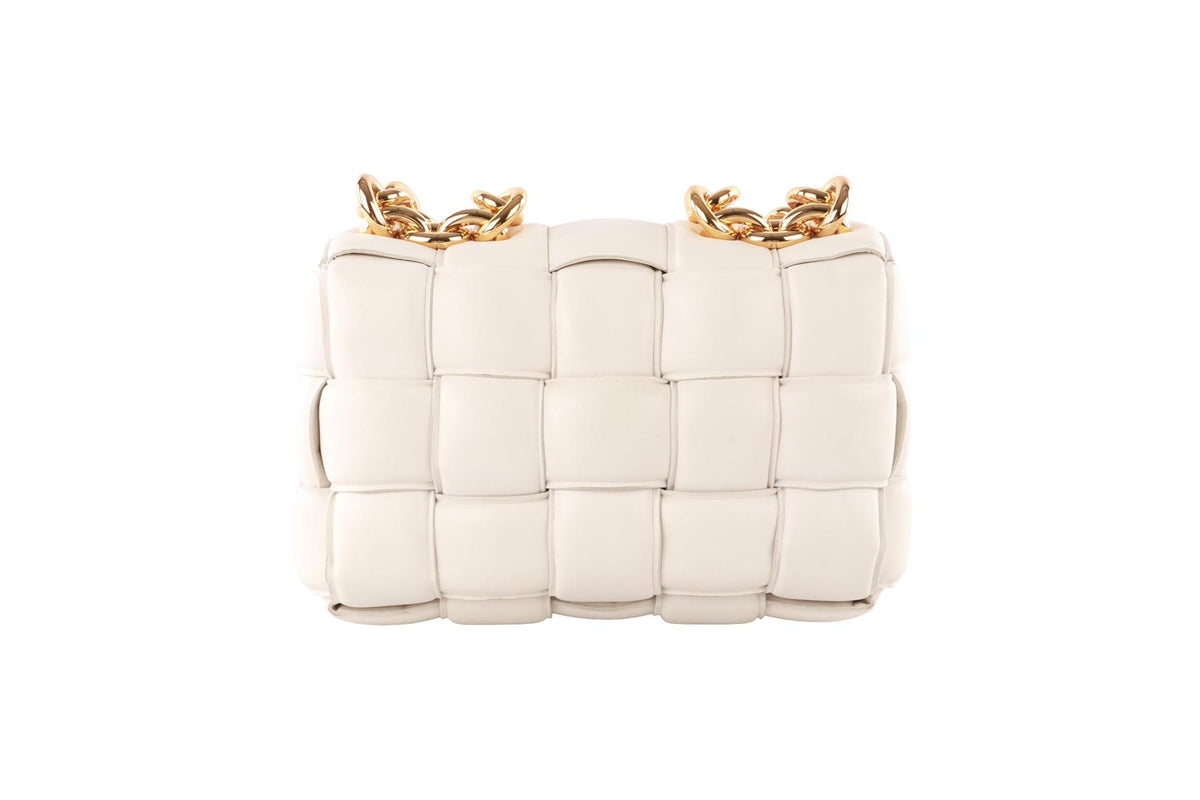 BOTTEGA VENETA ECRU THE CHAIN CASSETTE INTRECCIATO LEATHER SHOULDER BAG