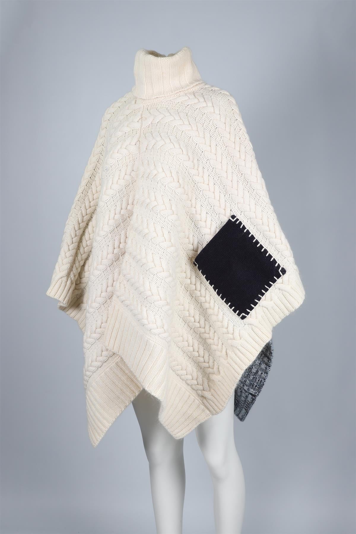 HILFIGER COLLECTION BLUE AND CREAM WOOL BLEND PONCHO XSMALL