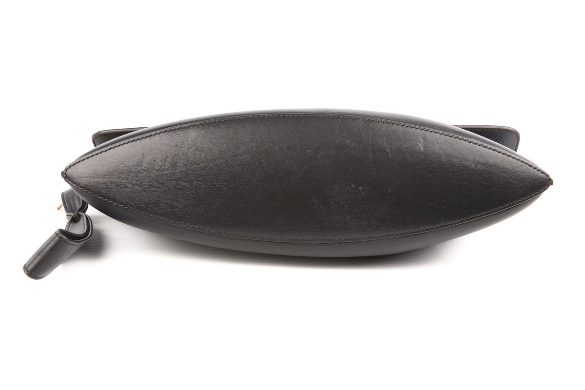CELINE BLACK CURVE LEATHER CLUTCH