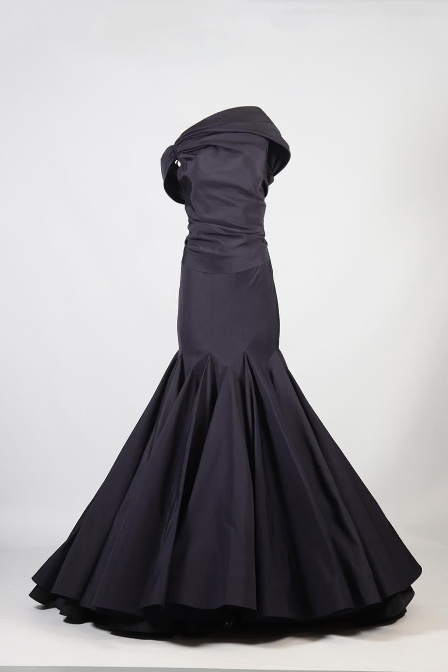 AZZEDINE ALAÏA HAUTE COUTURE TAFFETA TOP AND SKIRT SET SMALL
