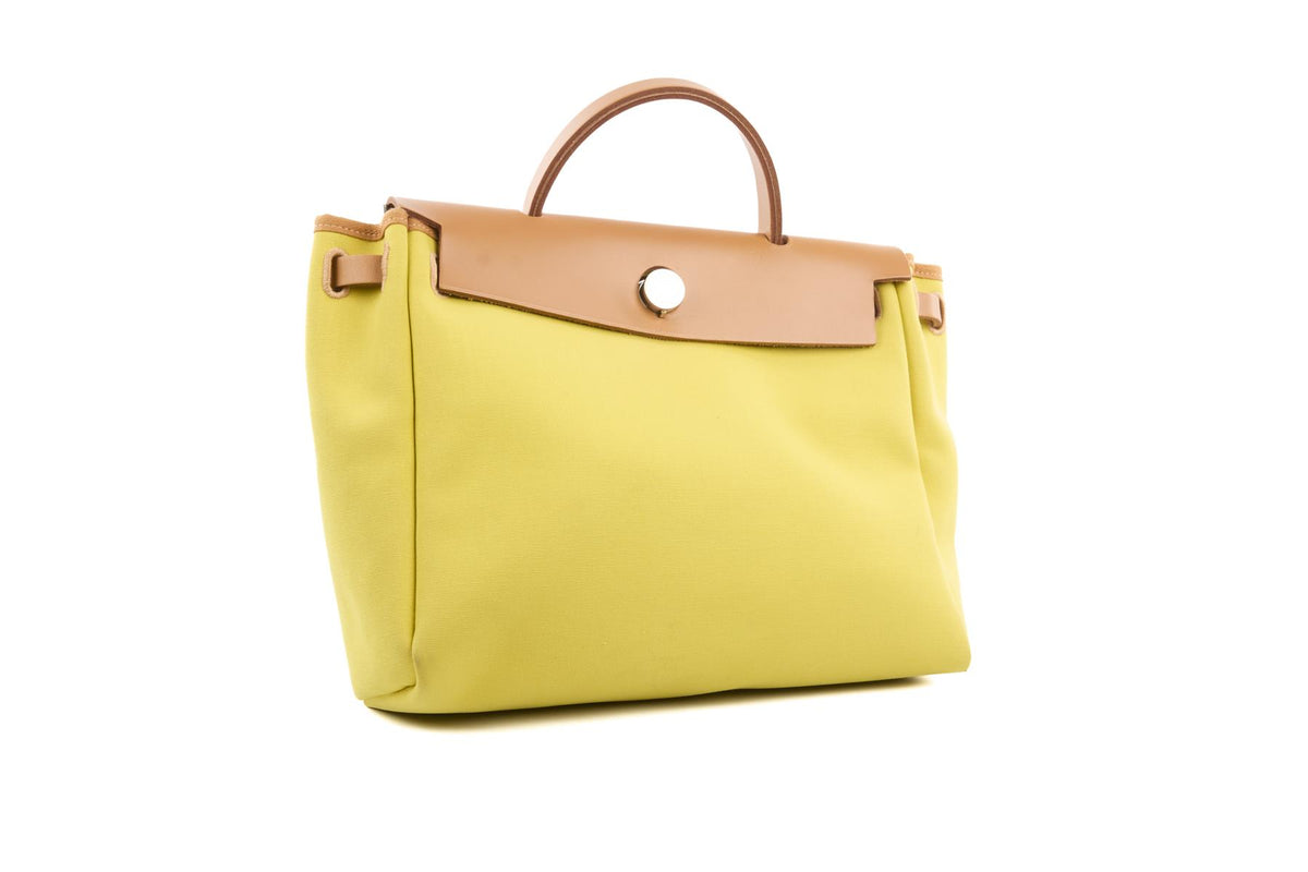 HERMÈS YELLOW 2020 HERBAG 31 CANVAS SHOULDER BAG IN JAUNE CITRON