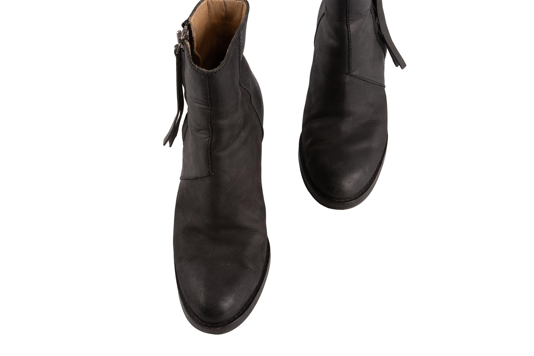 ACNE STUDIOS BLACK LEATHER ANKLE BOOTS EU 39