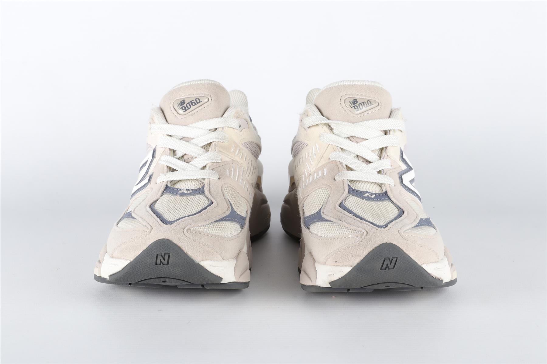 NEW BALANCE GREY KIDS BOYS SNEAKERS EU 35 UK 2.5 US 3