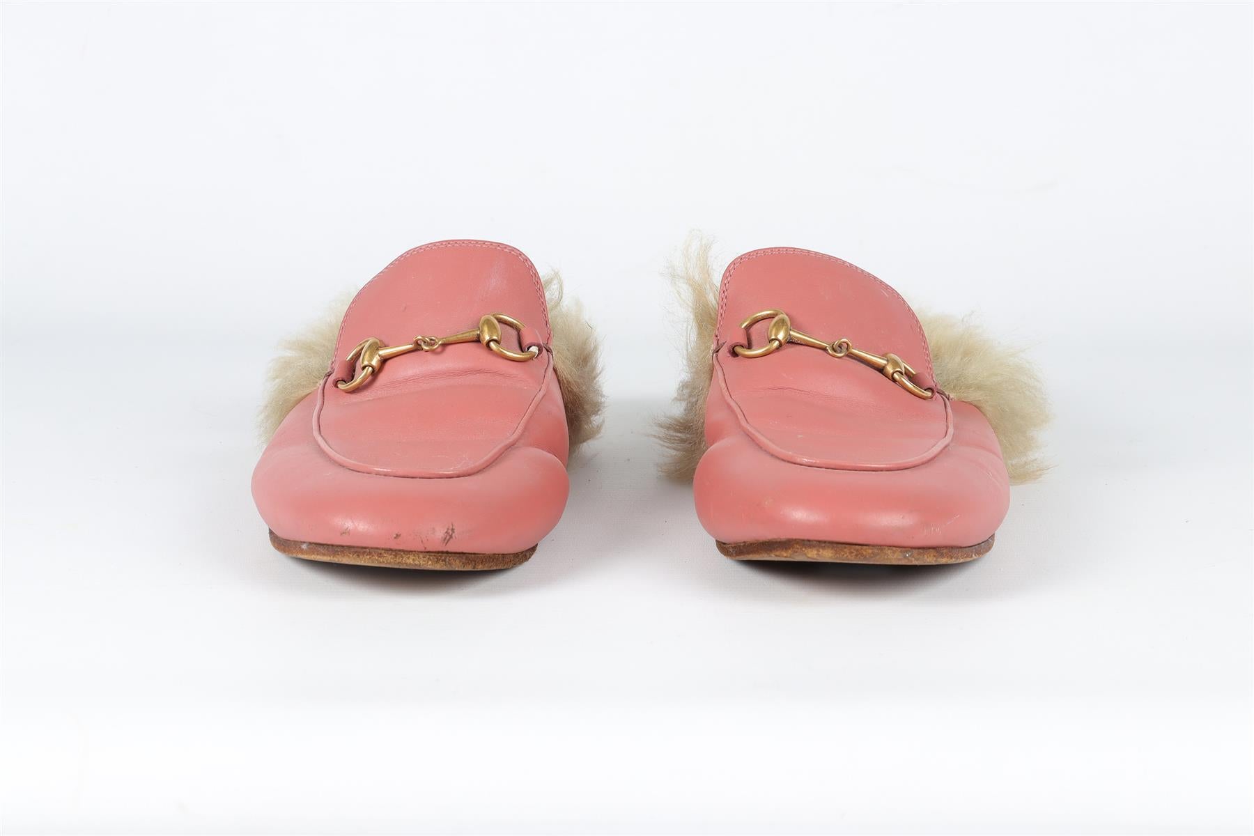 GUCCI PINK PRINCETOWN SHEARLING AND LEATHER MULES EU 39 UK 6 US 9