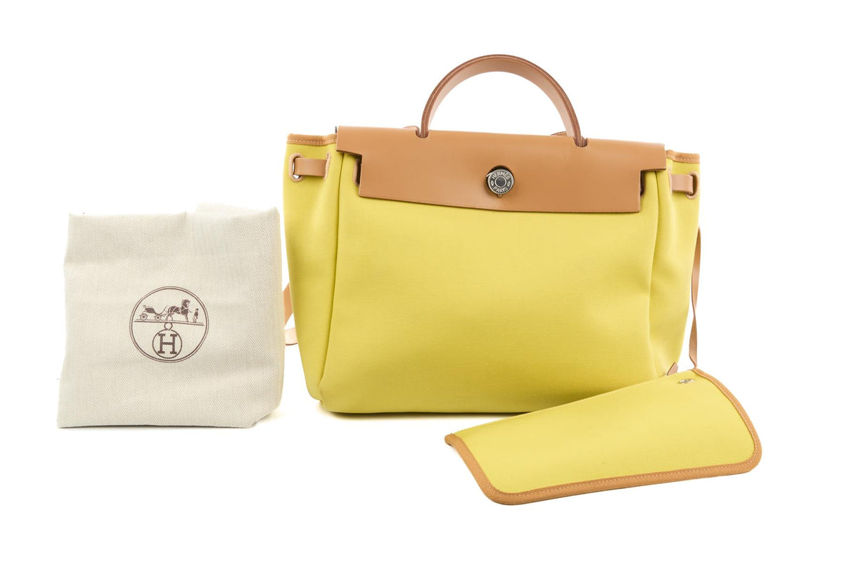 HERMÈS YELLOW 2020 HERBAG 31 CANVAS SHOULDER BAG IN JAUNE CITRON