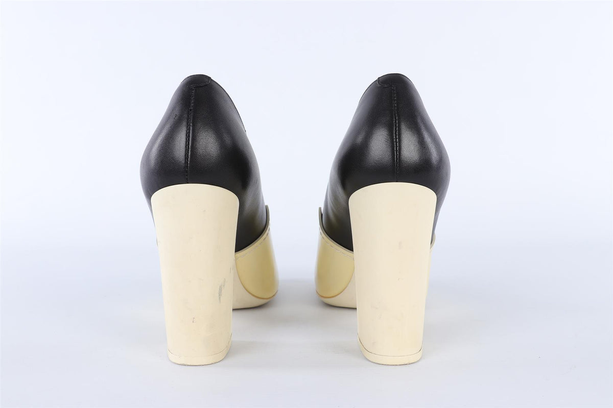 CELINE BLACK LEATHER PUMPS EU 38 UK 5