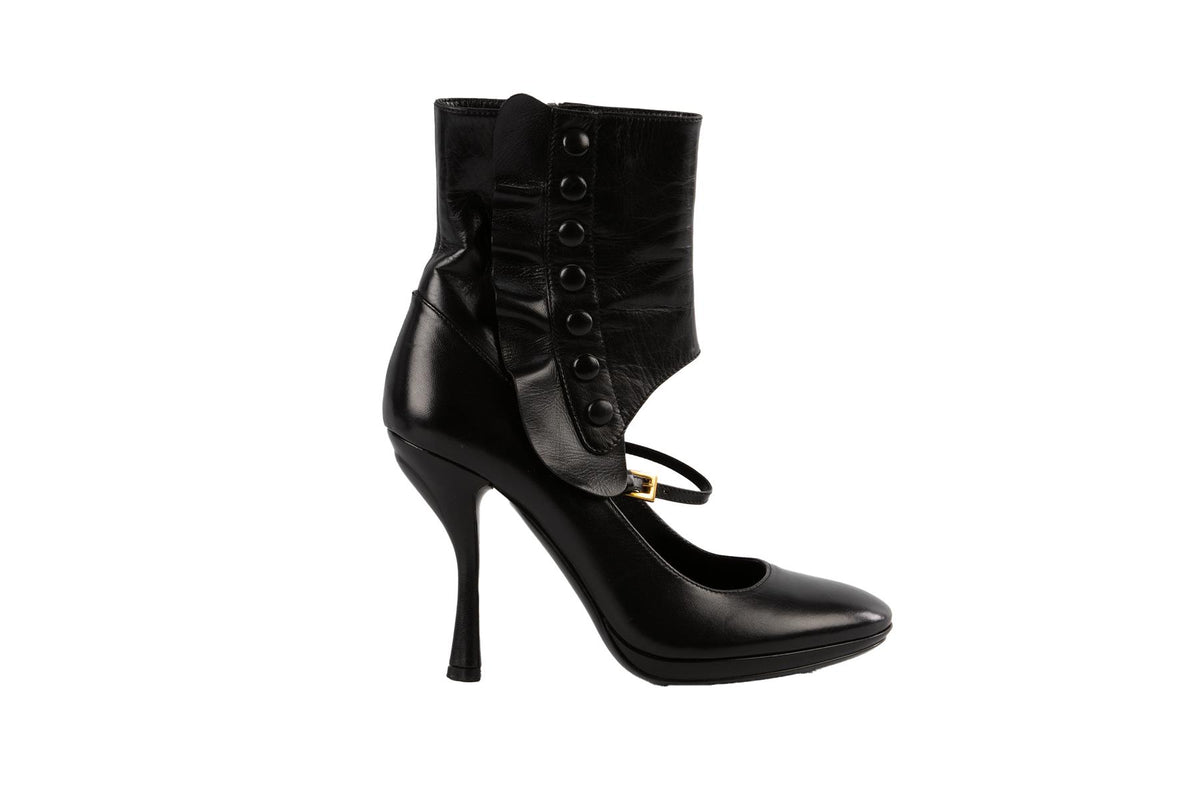 PRADA BLACK 2008 LEATHER ANKLE BOOTS EU 38 UK 5 US 8
