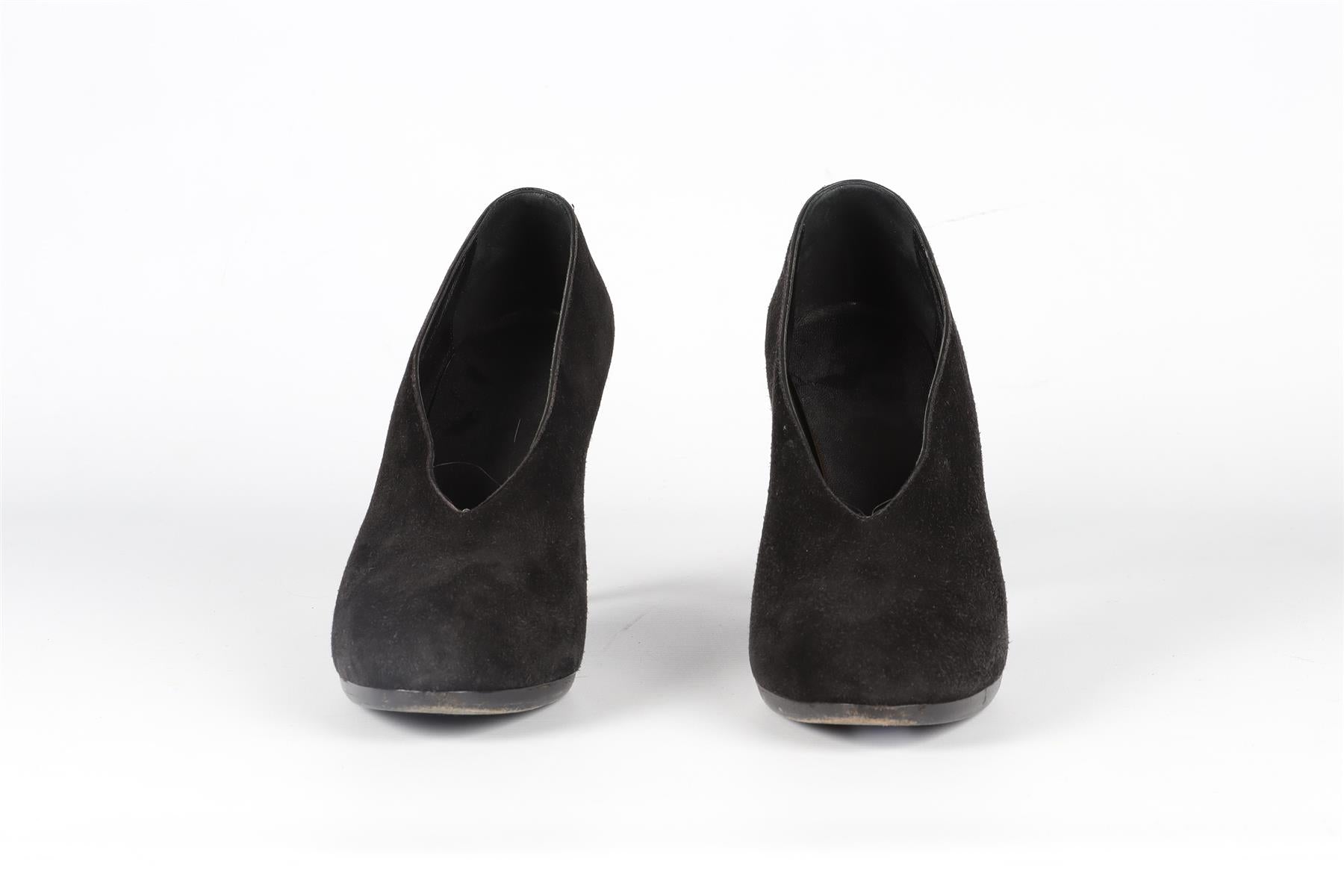 HERMÈS BLACK SUEDE PUMPS EU 38 UK 5 US 8