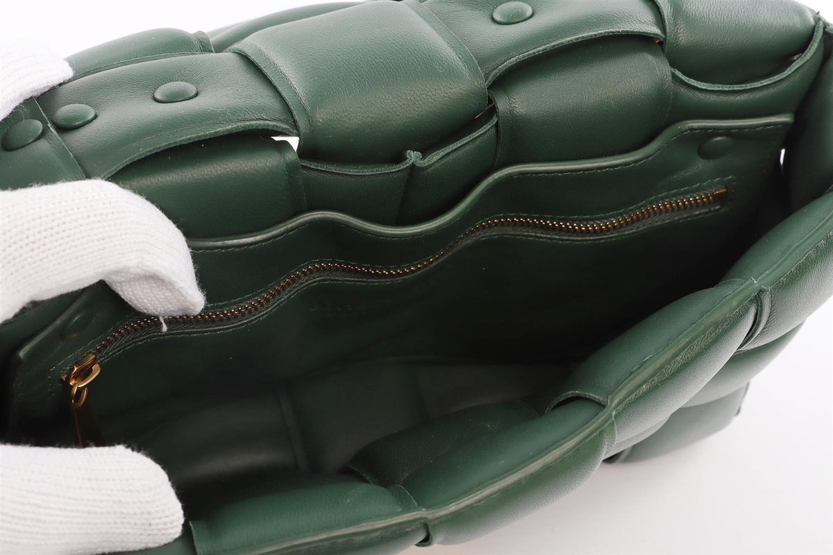 BOTTEGA VENETA GREEN THE CHAIN CASSETTE INTRECCIATO LEATHER SHOULDER BAG