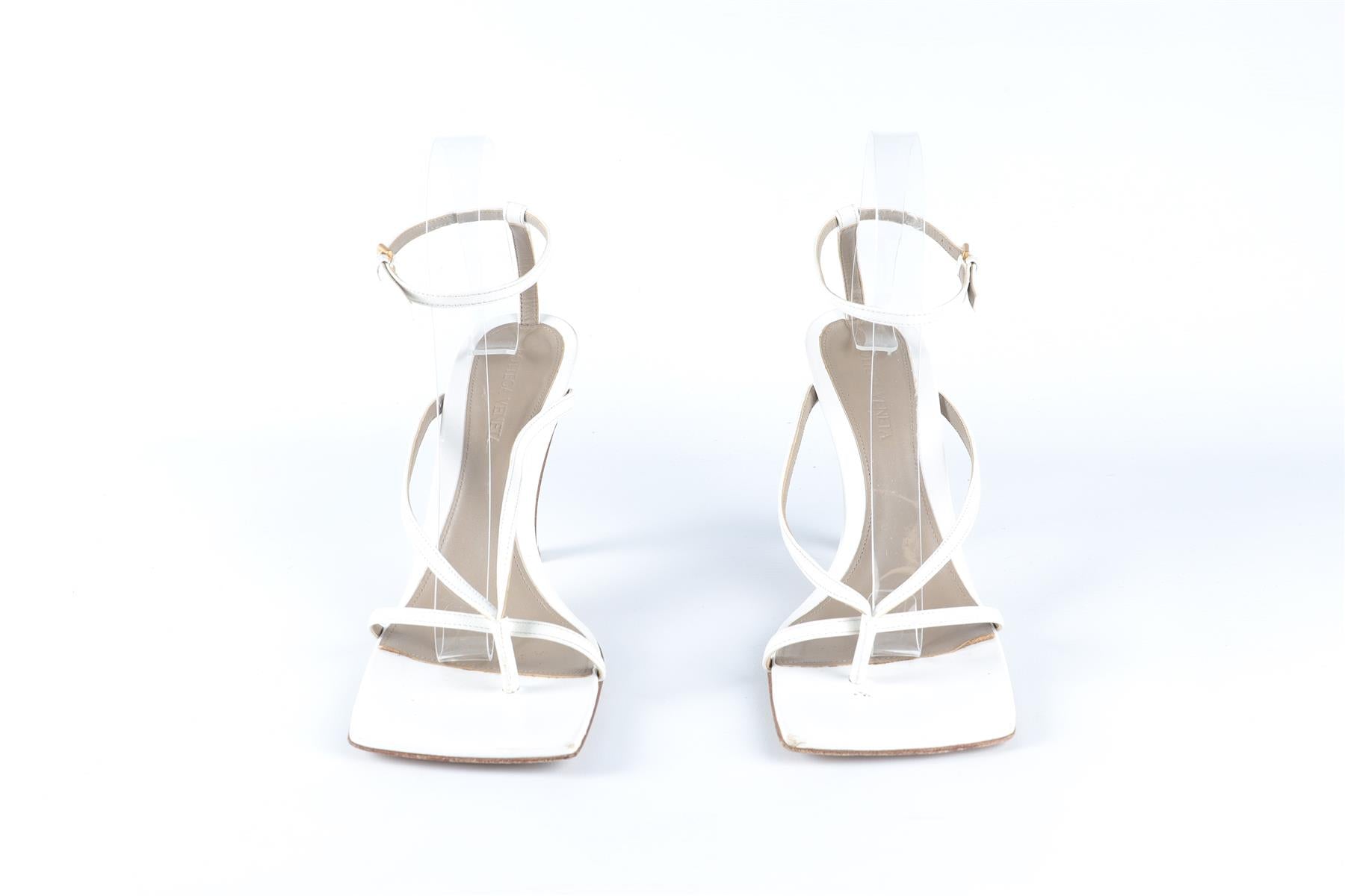 BOTTEGA VENETA WHITE LEATHER SANDALS EU 39.5 UK 6.5 US 9.5