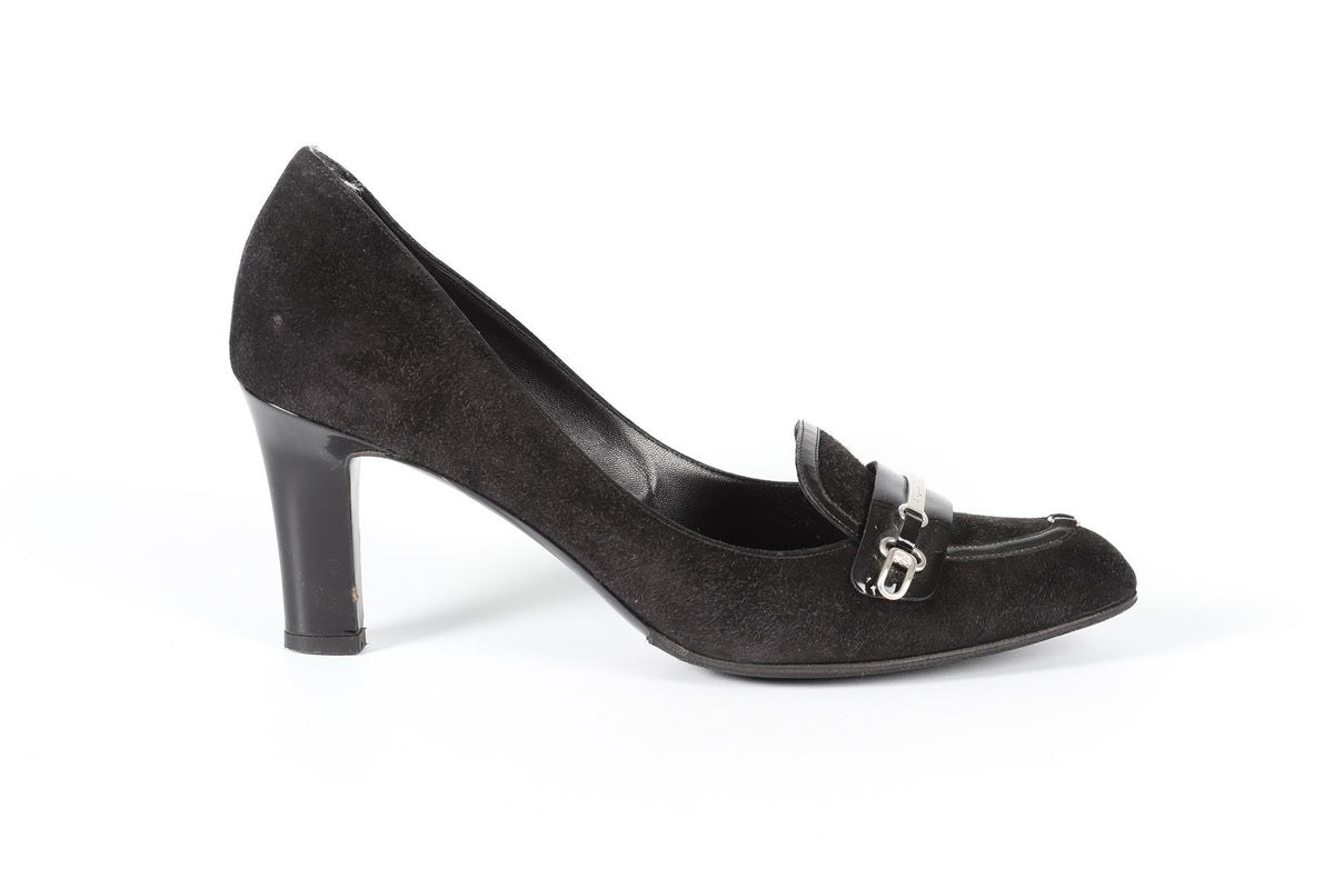 SALVATORE FERRAGAMO BLACK SUEDE PUMPS US 9 UK 6 EU 39