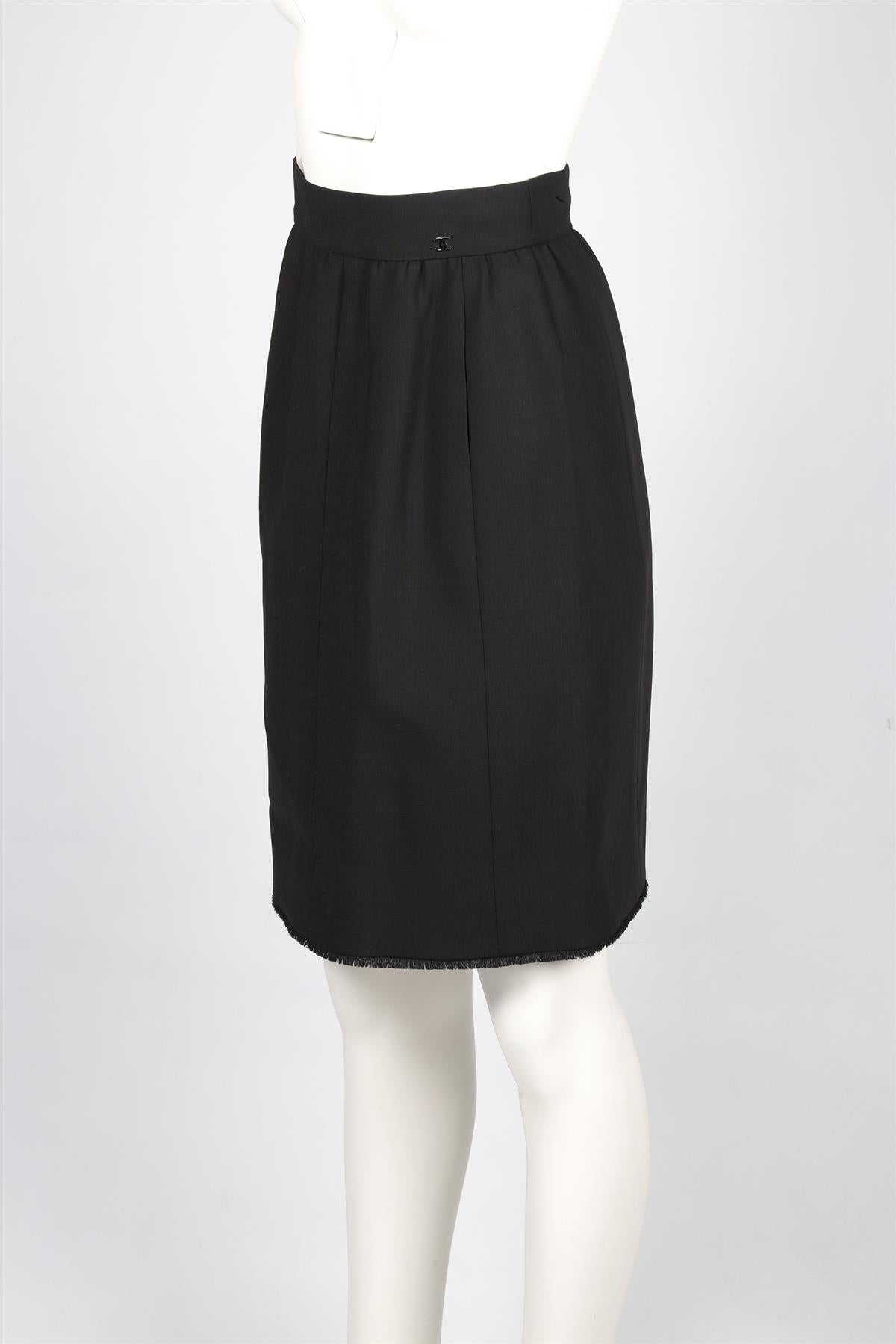 CHANEL BLACK WOOL MINI SKIRT FR 34 UK 6