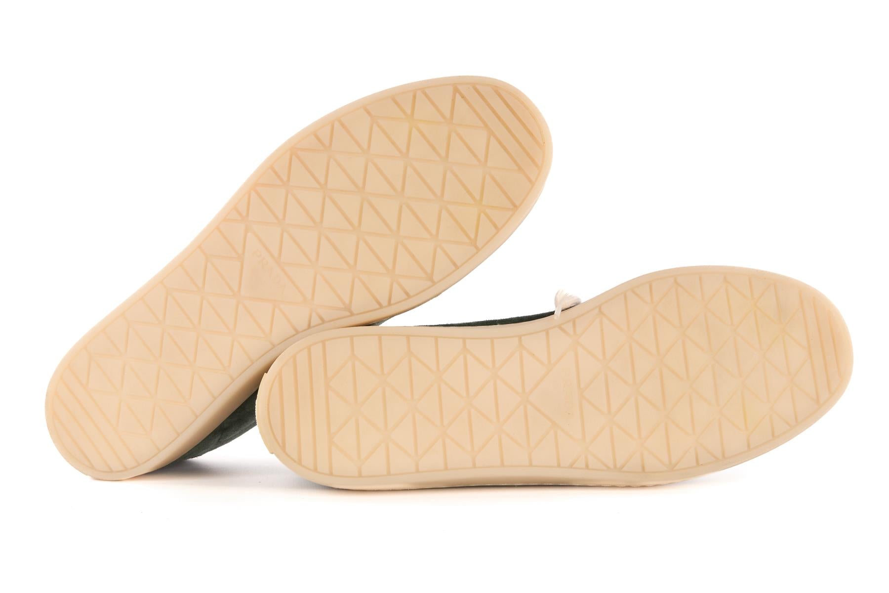 PRADA GREEN MEN'S LANE SUEDE SNEAKERS EU 43.5 UK 9.5 US 10.5