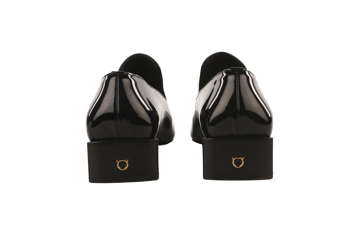 SALVATORE FERRAGAMO BLACK PATENT LEATHER LOAFERS EU 36 UK 3 US 6