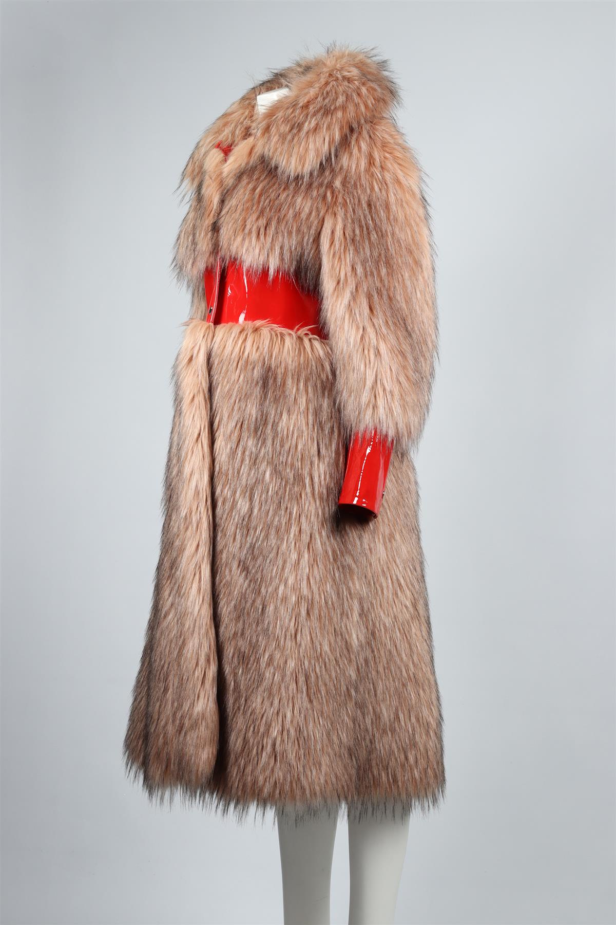 GUCCI NUDE AND RED FAUX FUR COAT IT 42 UK 10