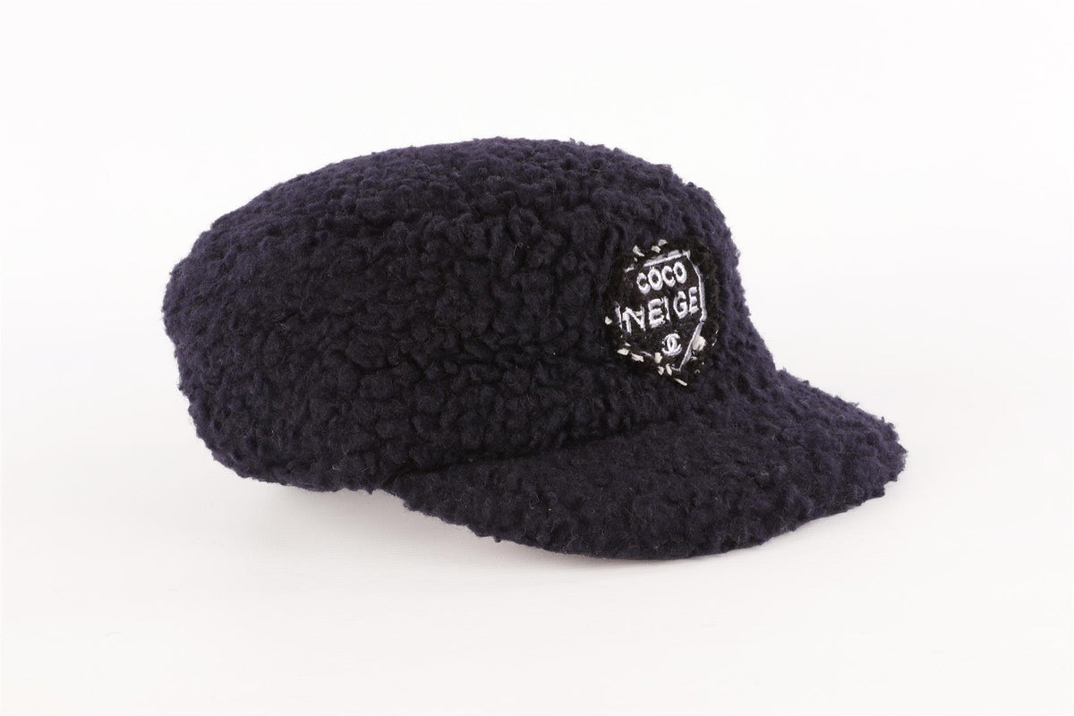 CHANEL NAVY 2018 FAUX SHEARLING CAP MEDIUM