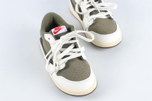 NIKE GREEN BOYS SUEDE TRAINERS EU 27 UK 9.5 US 10
