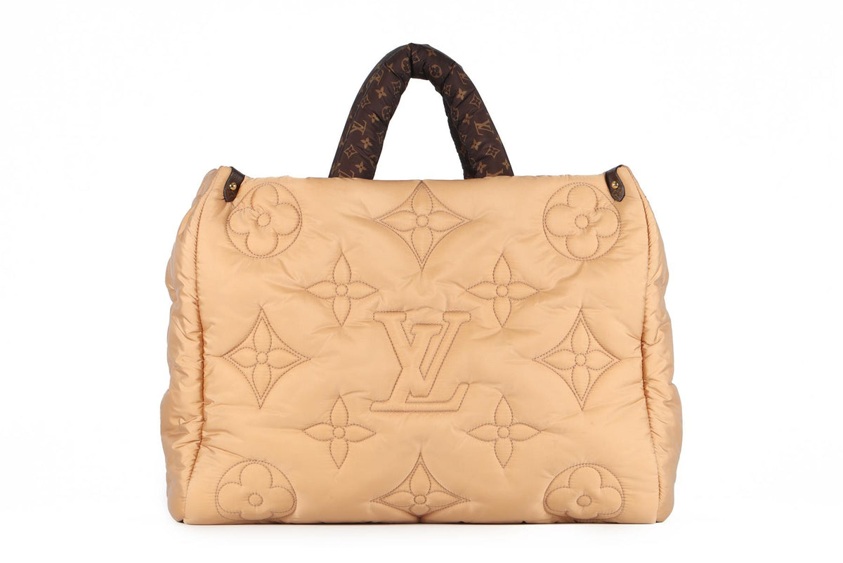 LOUIS VUITTON TAN 2021 ONTHEGO GM MONOGRAM NYLON TOTE BAG