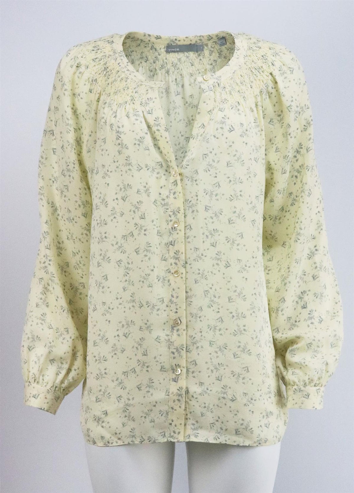 VINCE SMOCKED FLORAL PRINT SILK TOP MEDIUM