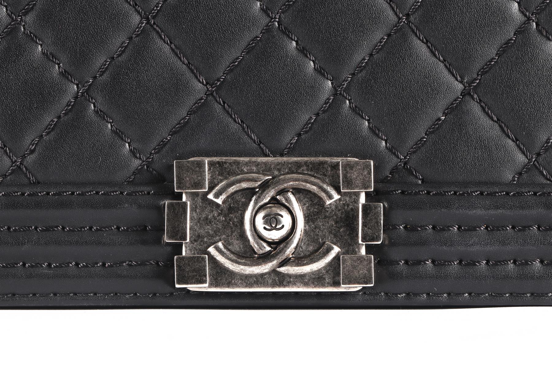 CHANEL BLACK 2014 BOY LARGE QUILTED LEATHER SHOULDER BAG