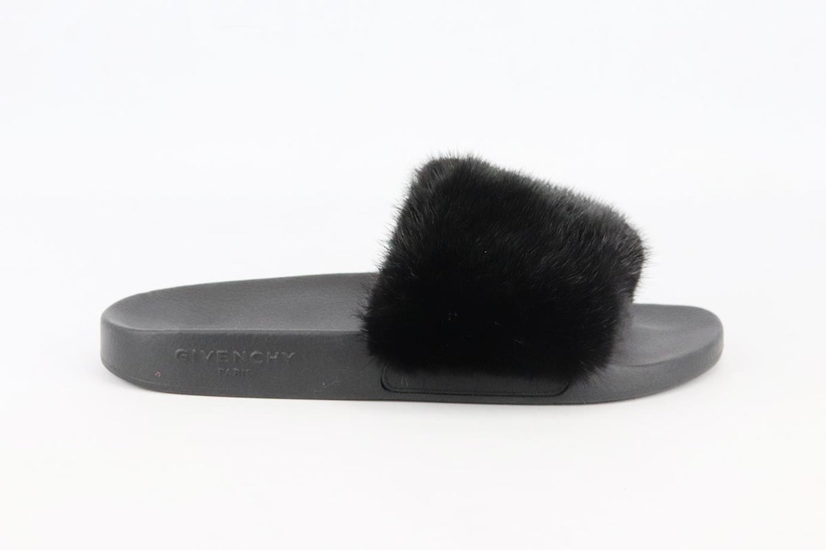 GIVENCHY FUR AND RUBBER SLIDES EU 38 UK 5 US 8