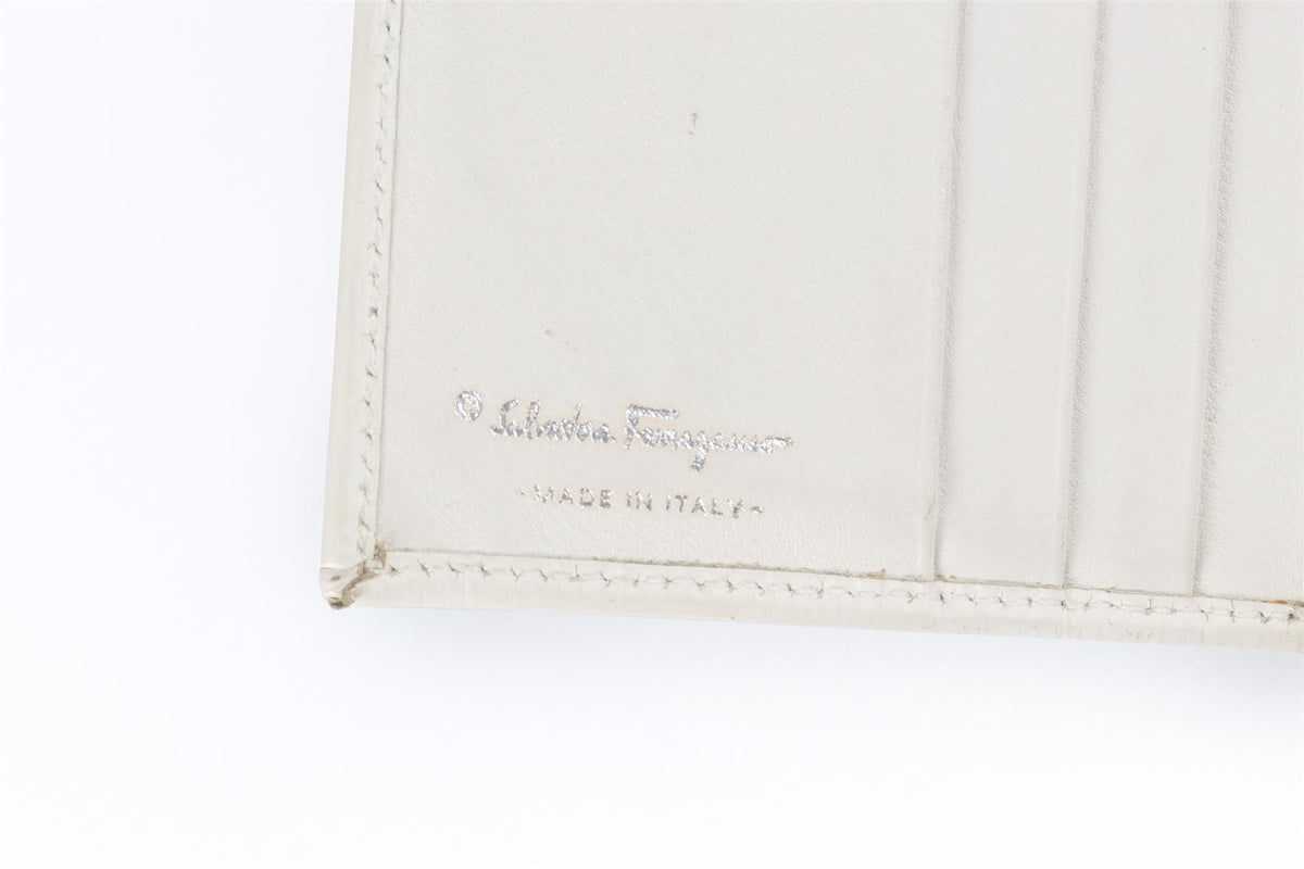 SALVATORE FERAGAMO WHITE LEATHER PURSE